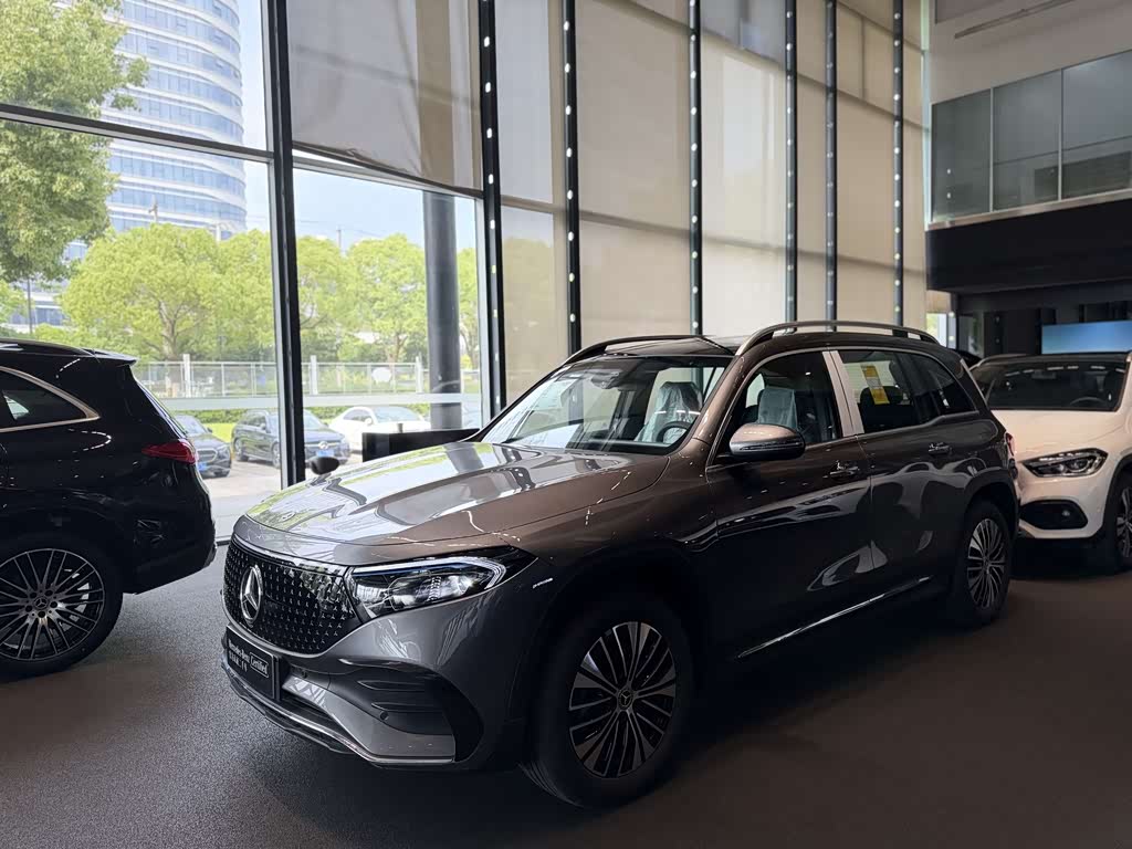 Mercedes-Benz EQB