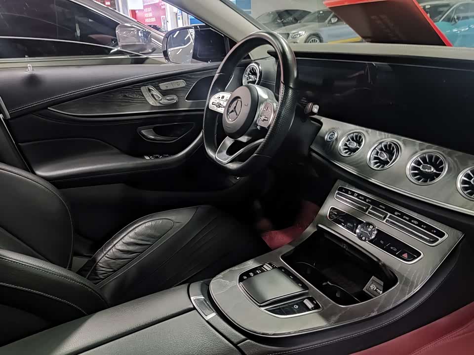 Mercedes-Benz CLS