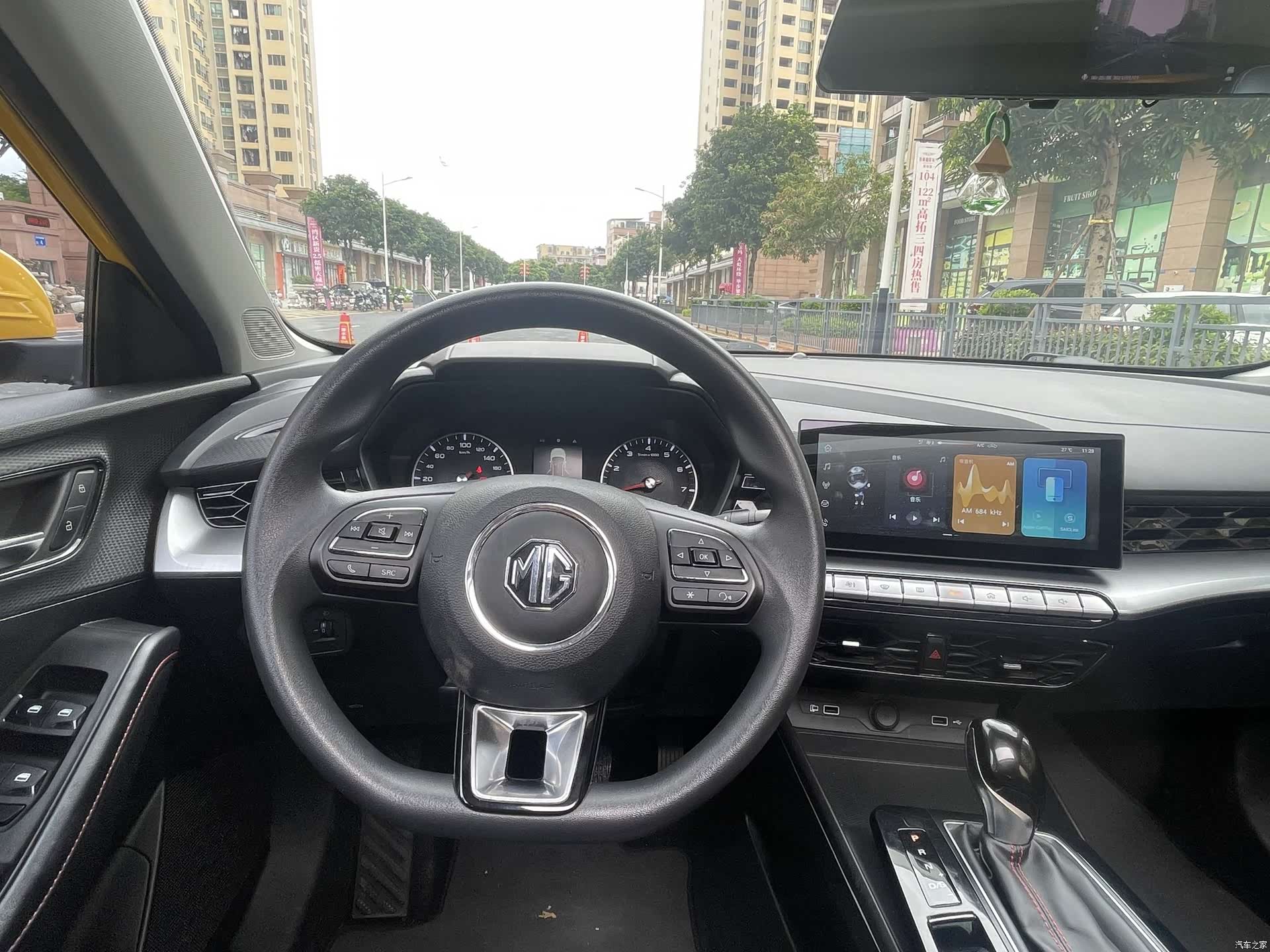 MG MG5, 2022 17