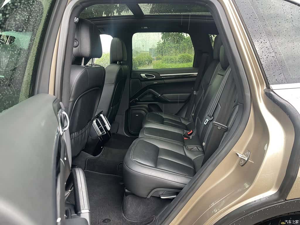 Porsche Cayenne, 2018 6
