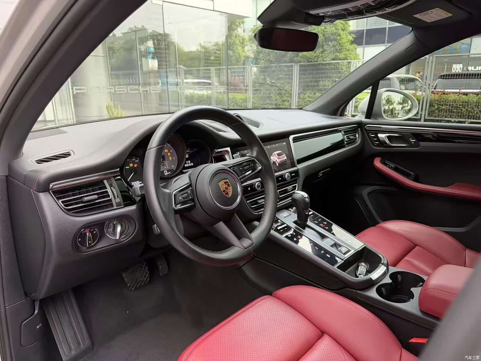 Porsche Macan, 2022 6