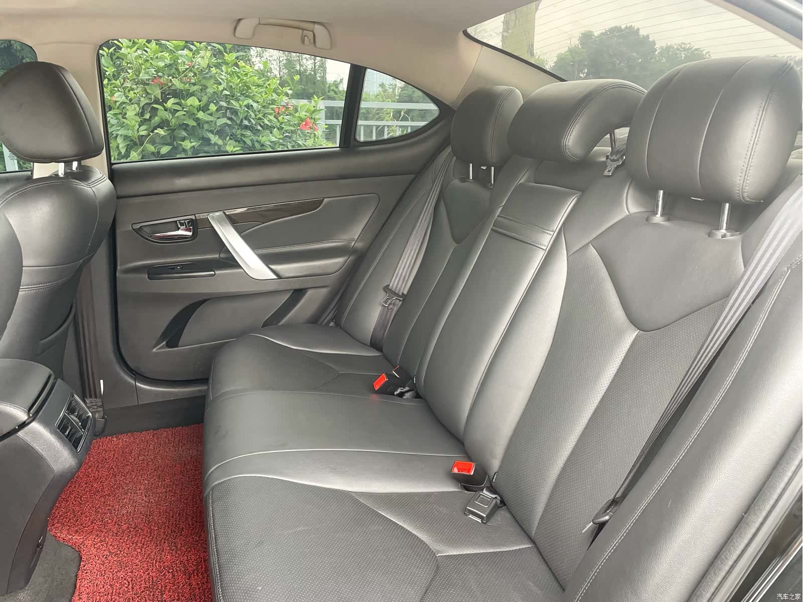 Changan V, 2015 17