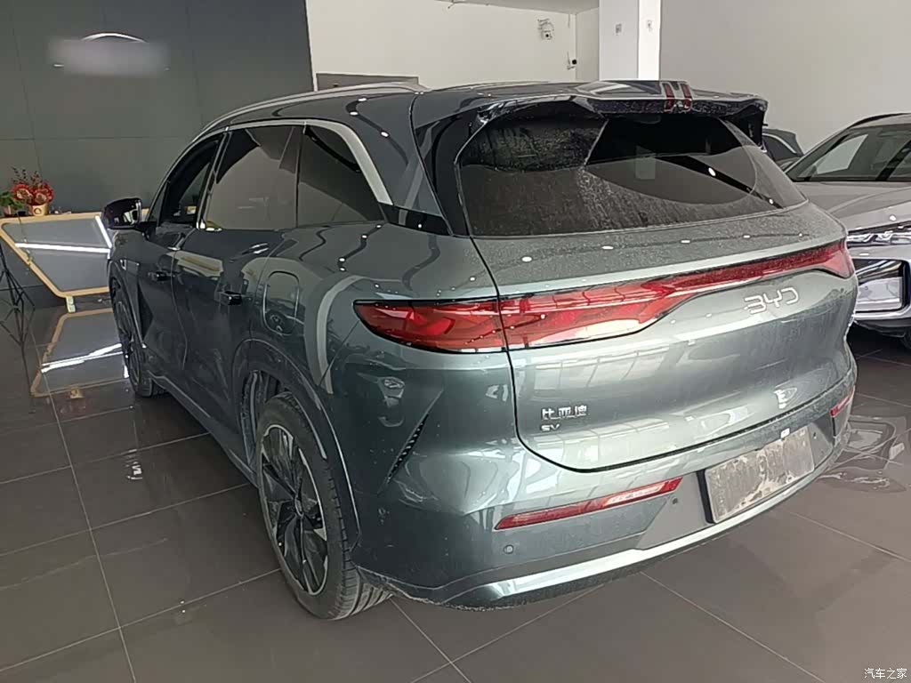 BYD Tang, 2025 все фото