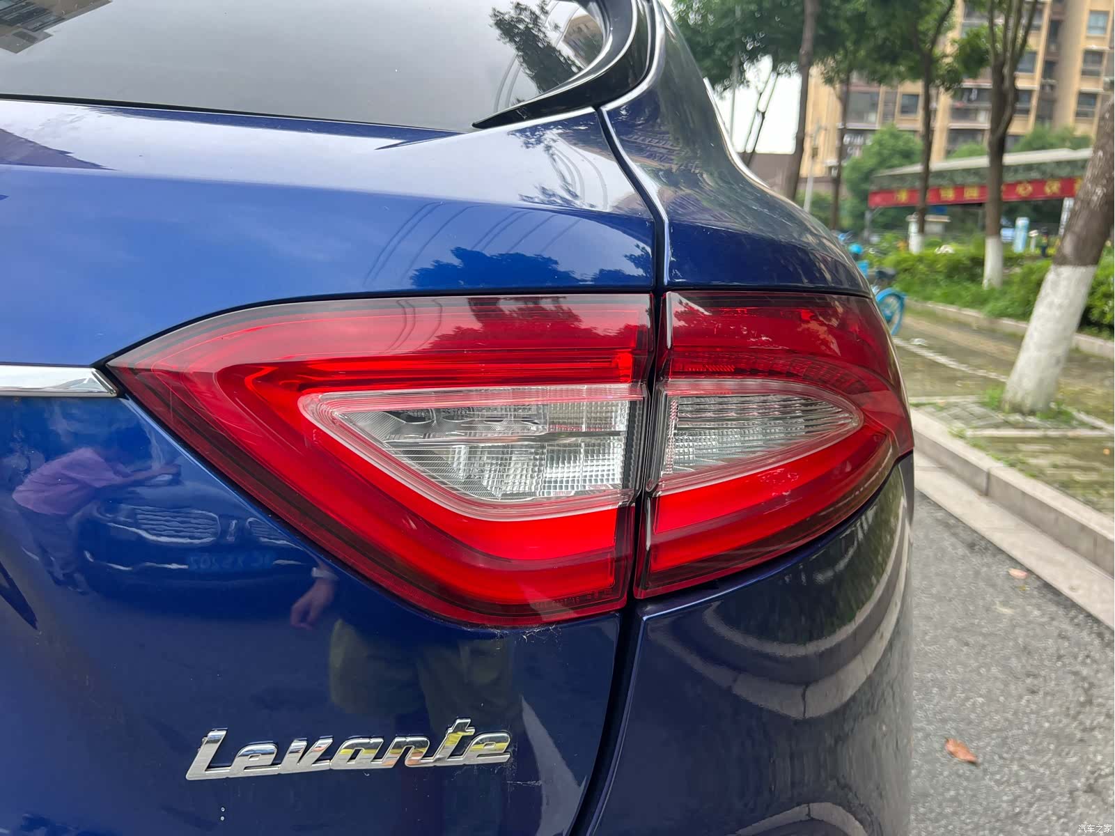 Maserati Levante, 2016 11