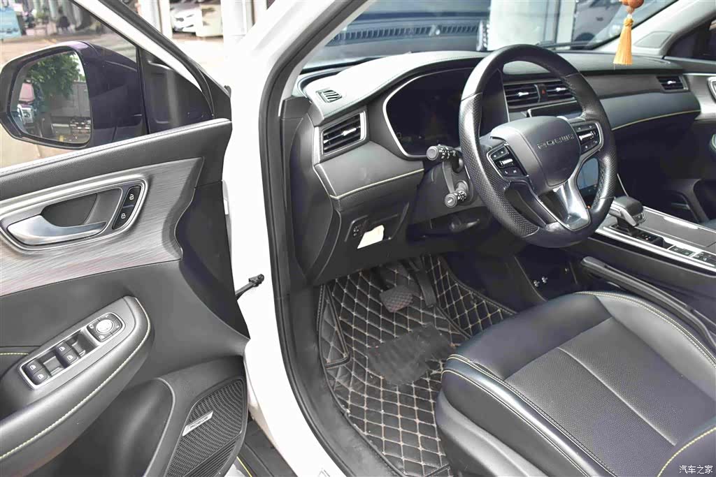Roewe RX5, 2021 7