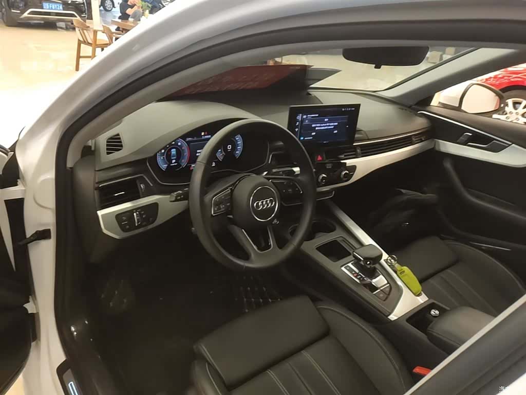 Audi A4L, 2024 10
