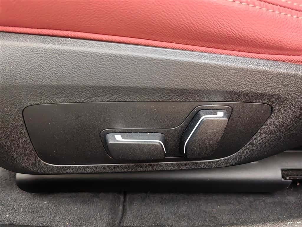 BMW i4, 2025 10
