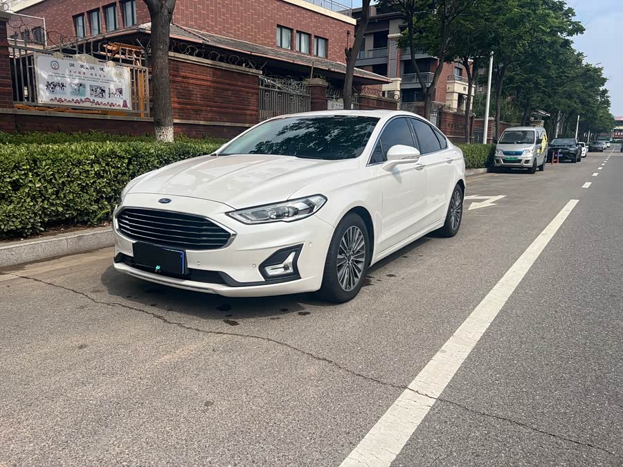 Ford Mondeo 2019, фото 1