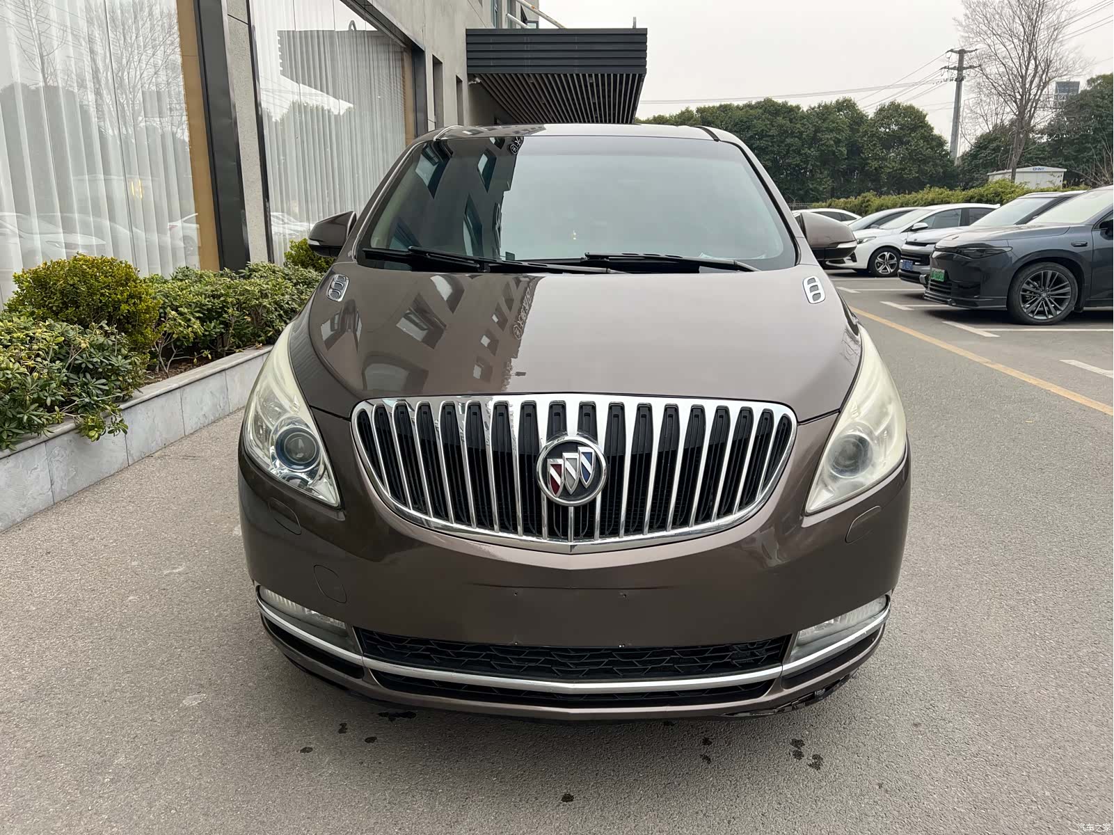 Buick GL8, 2012 2