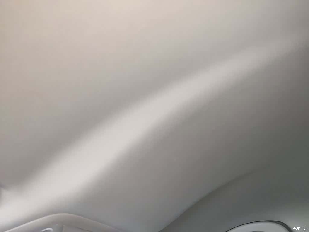 DongFeng AX7, 2018 18