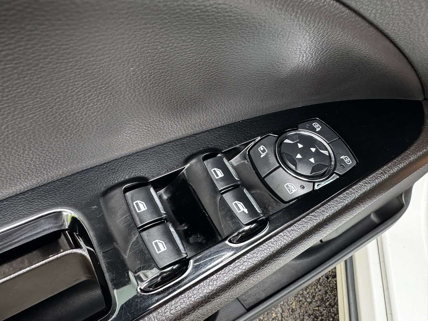 Ford Mondeo, 2014 17