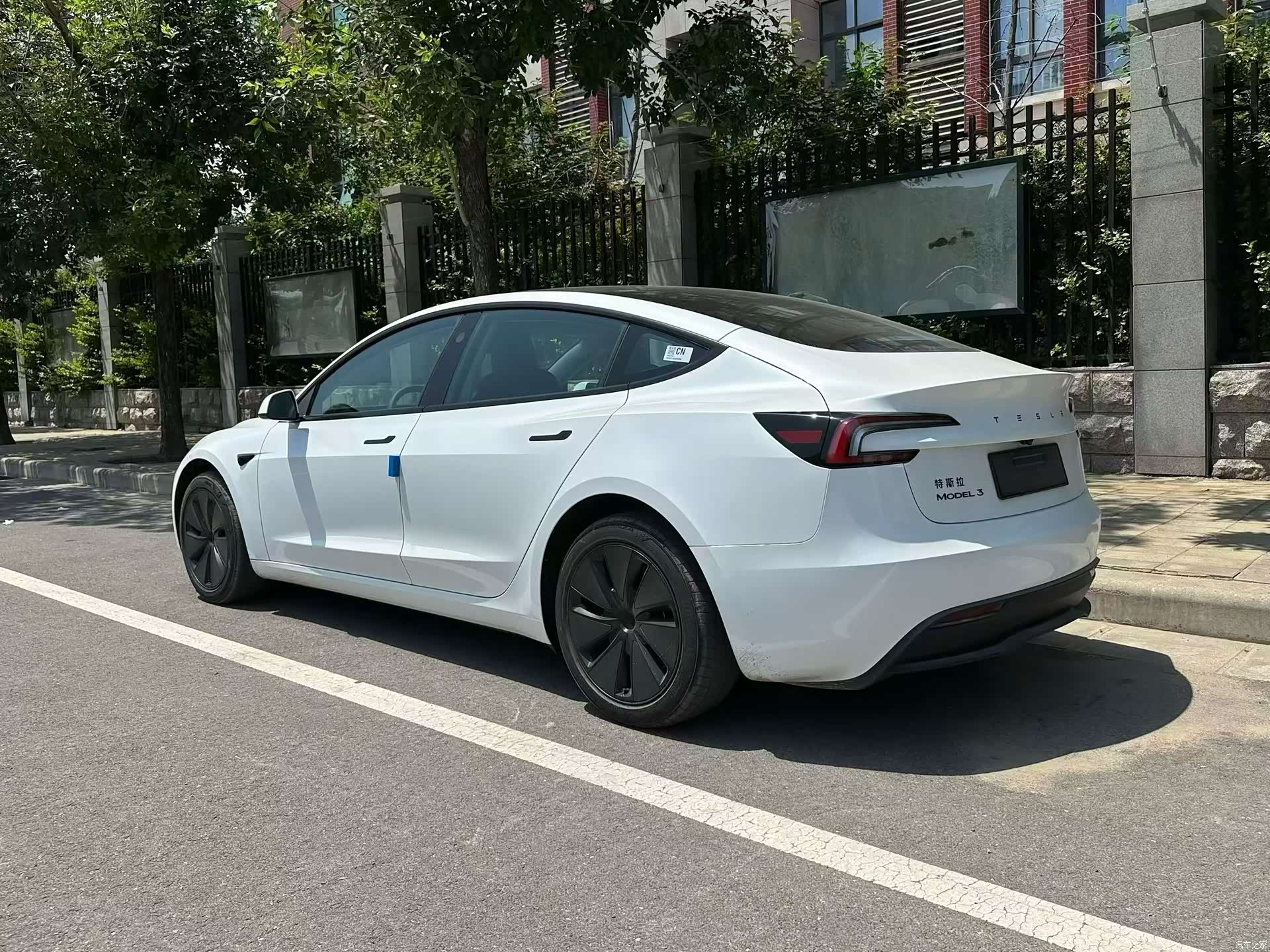 Tesla Model 3, 2026 9