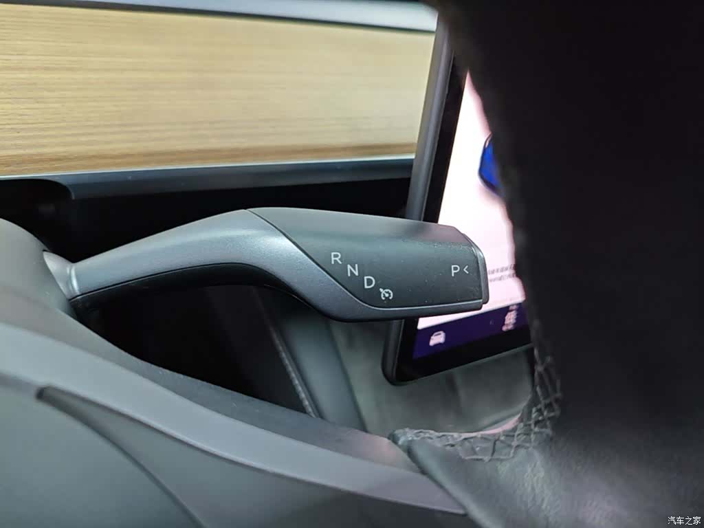 Tesla Model Y, 2021 14