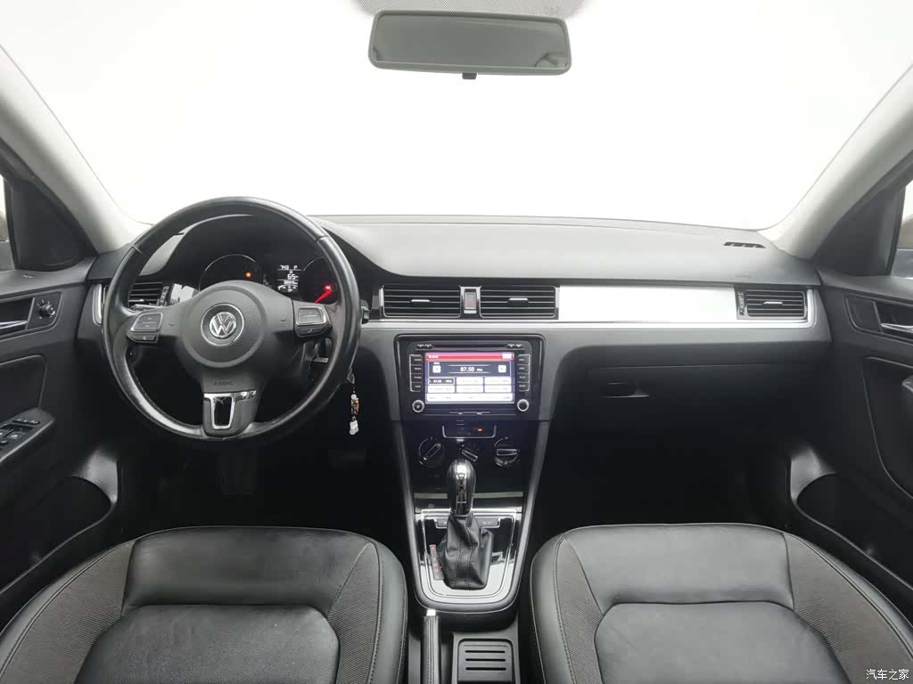 Volkswagen Bora, 2015 все фото