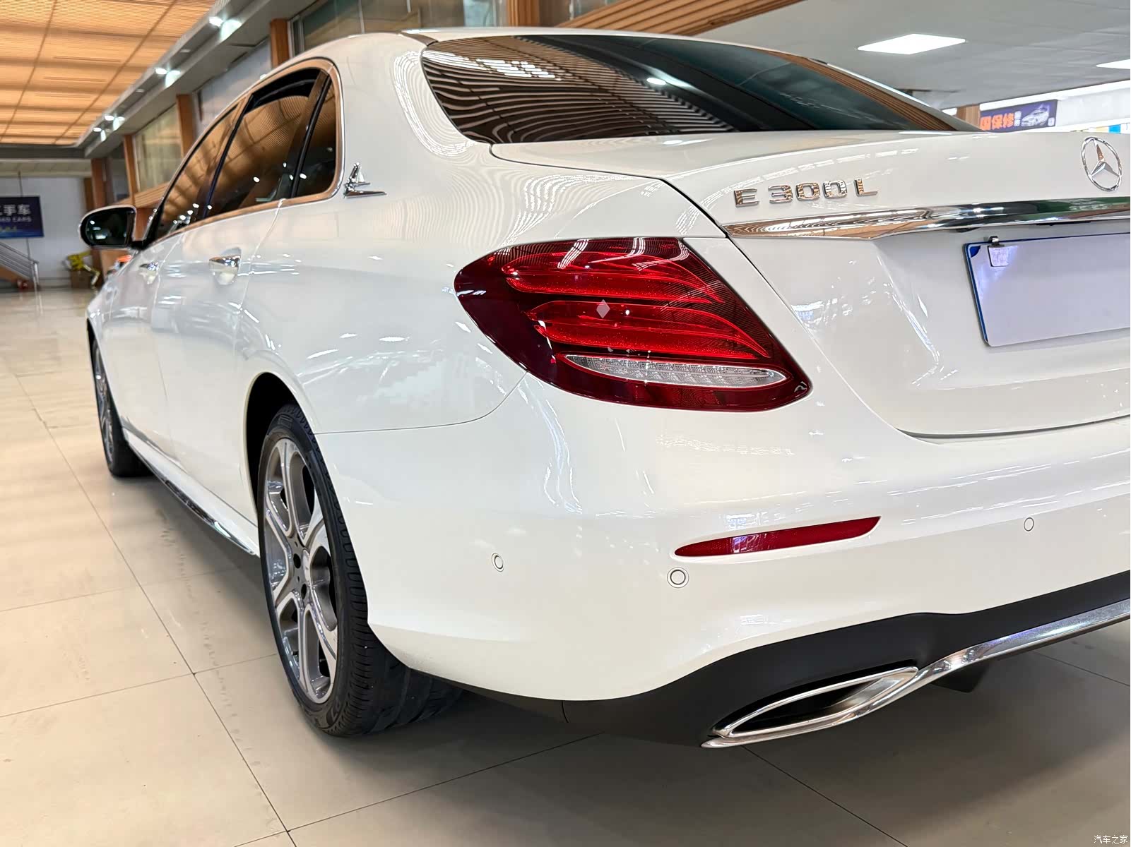 Mercedes-Benz E-Class, 2017 23
