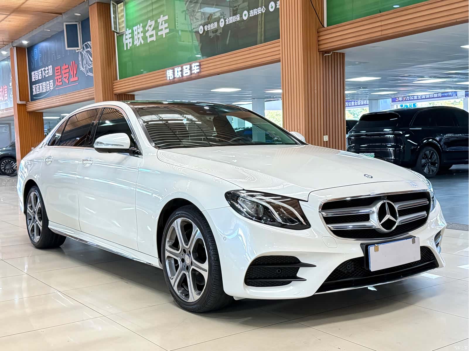 Mercedes-Benz E-Class, 2017 3