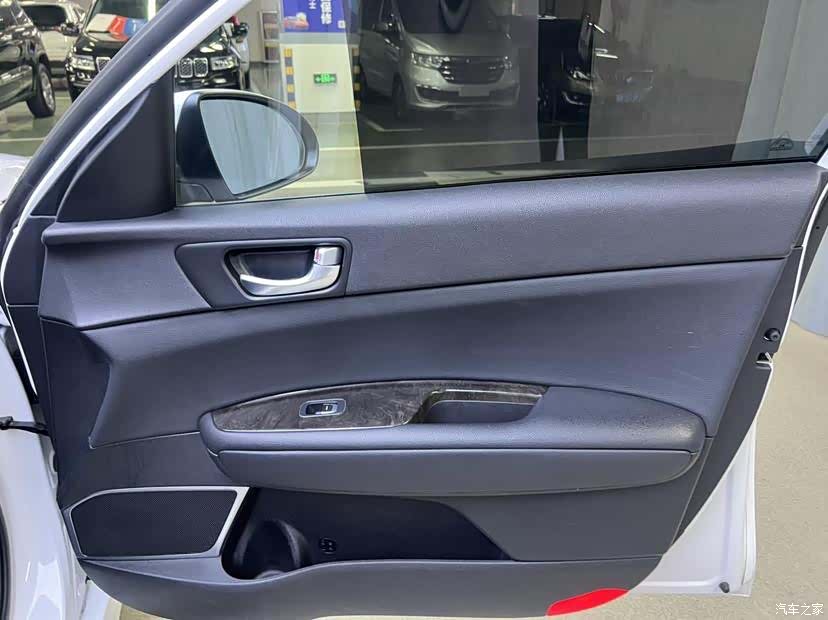 Kia K5, 2017 13