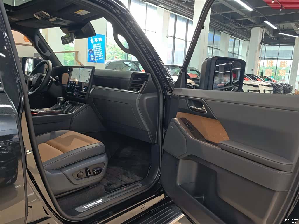 Lexus GX, 2025 16