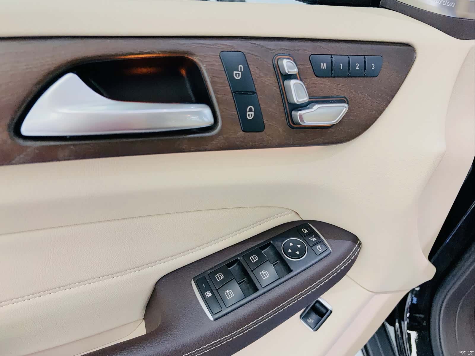 Mercedes-Benz GLE, 2017 11
