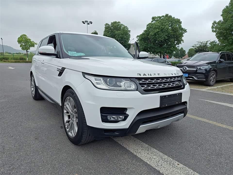 Land Rover Range Rover Sport Land Rover Range Rover Sport