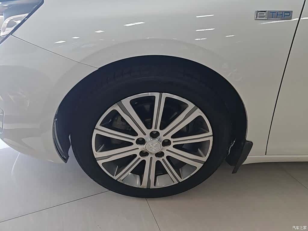 Peugeot 408, 2017 23