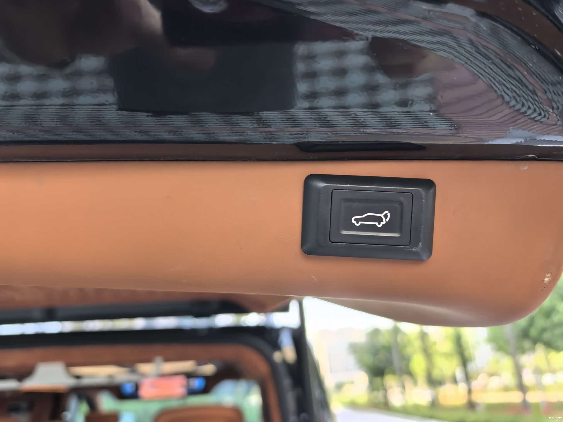 Ford Tourneo, 2023 23