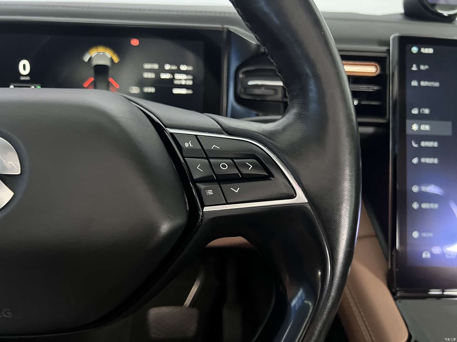 NIO ES8, 2019 19