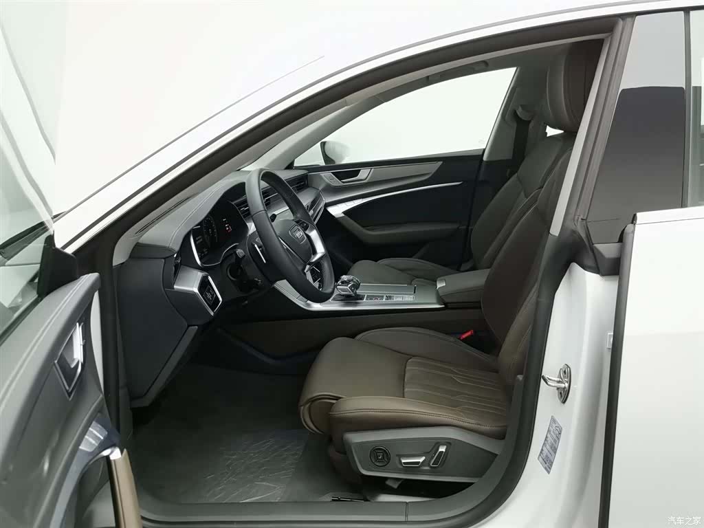 Audi A7L, 2023 8