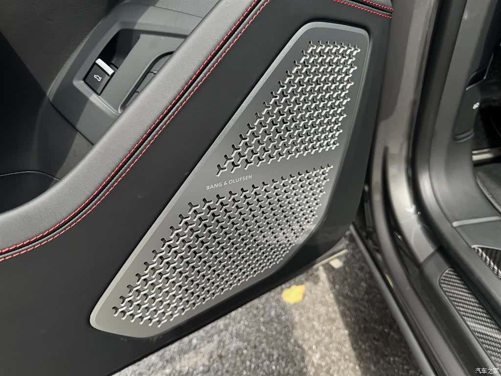 Lamborghini Urus, 2021 14