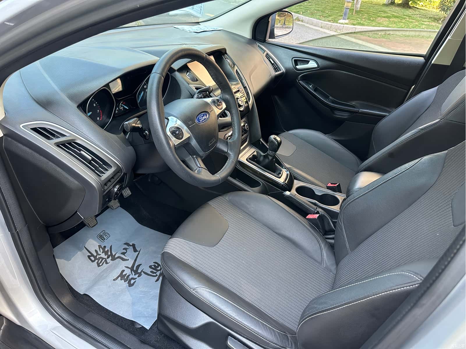 Ford Focus, 2015 10