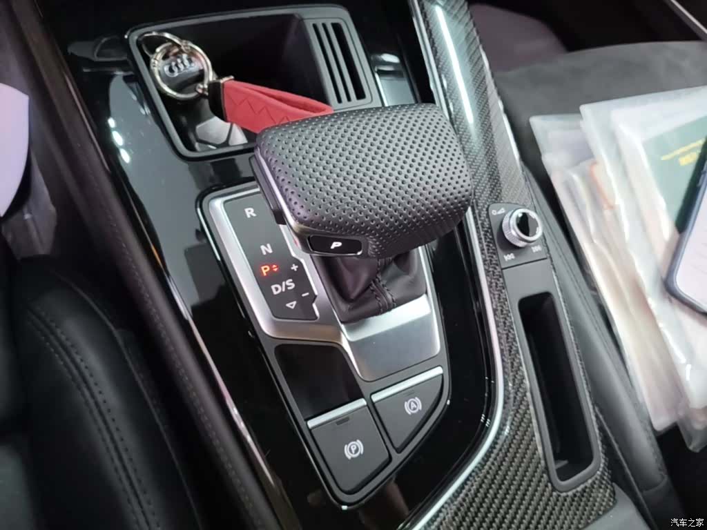 Audi A4L, 2024 21