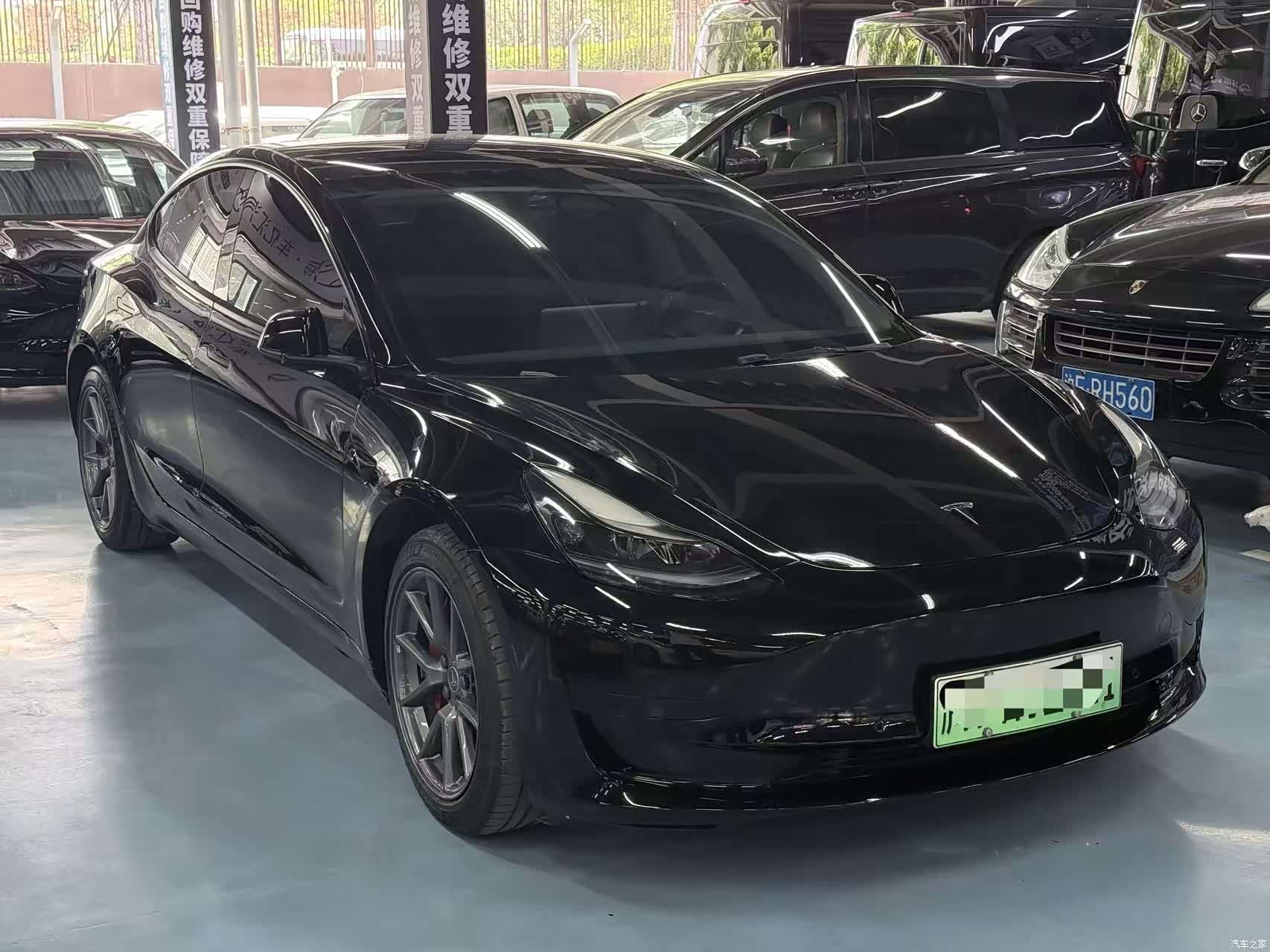 Tesla Model 3, 2022 12