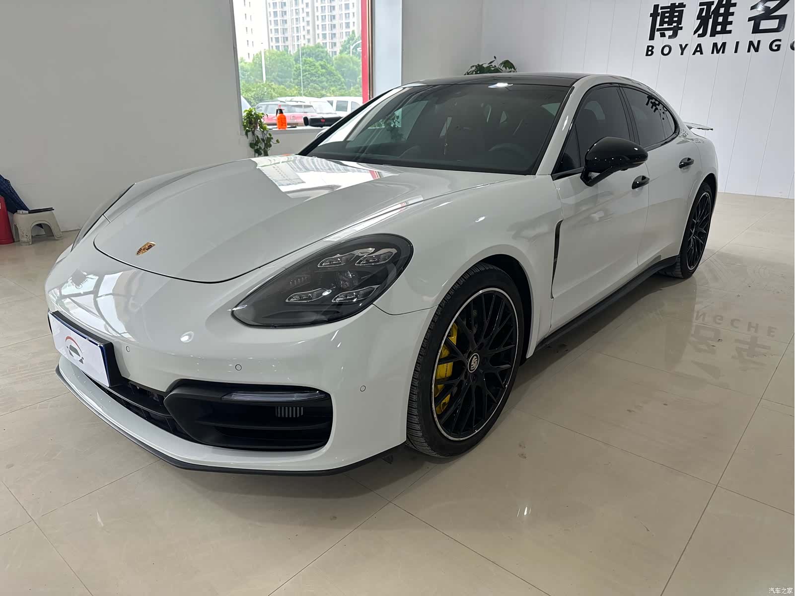 Porsche Panamera, 2021 3