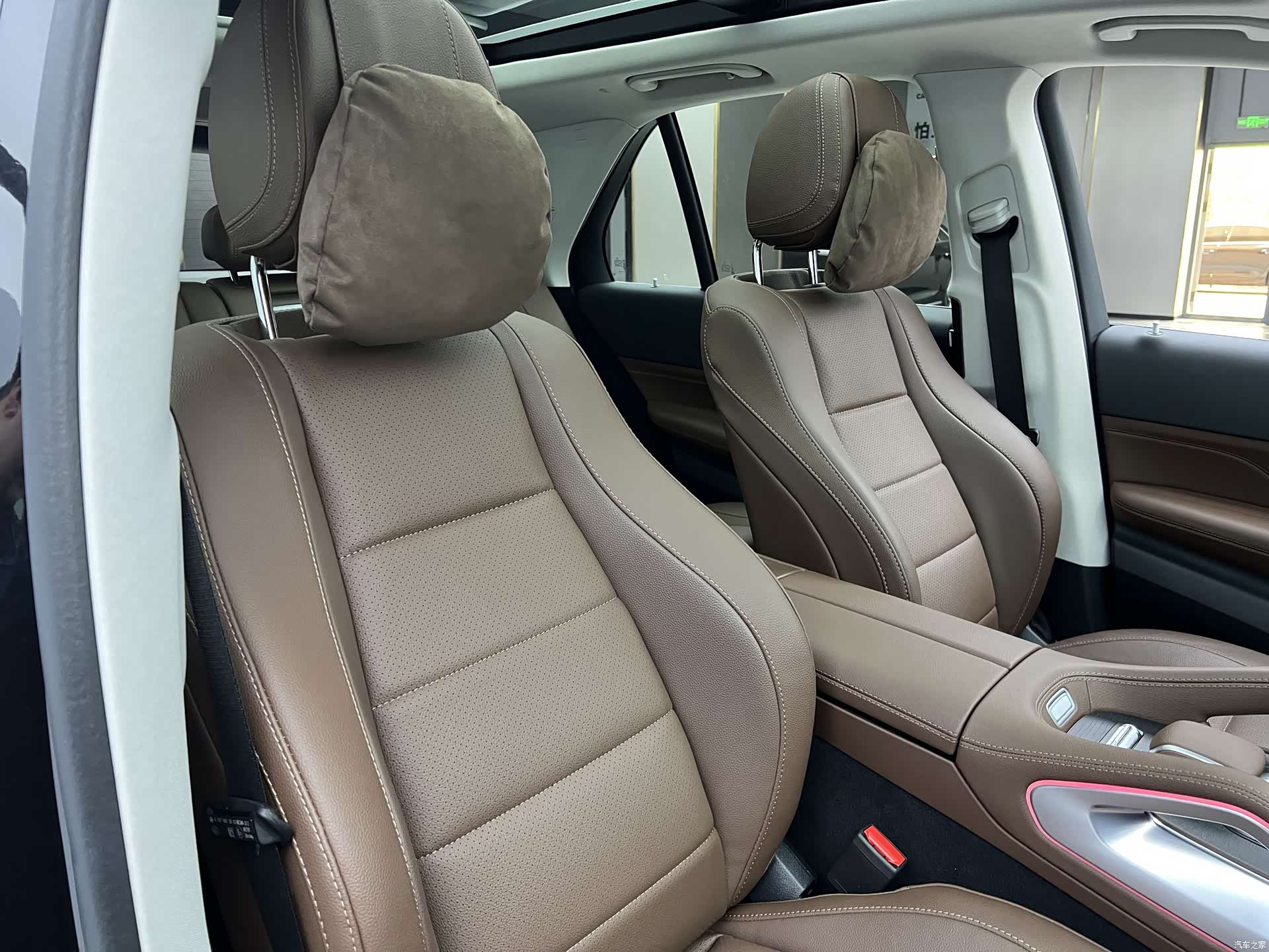 Mercedes-Benz GLE, 2025 25