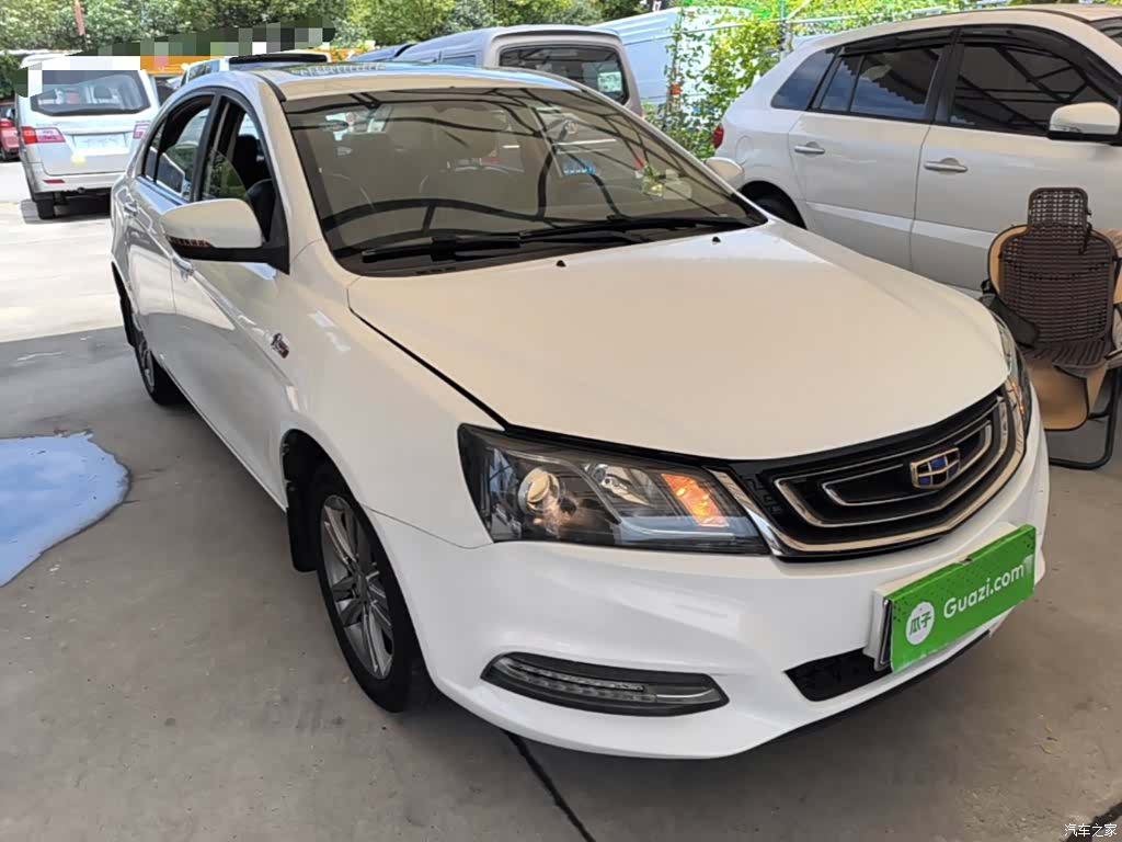 Geely Emgrand, 2016 4