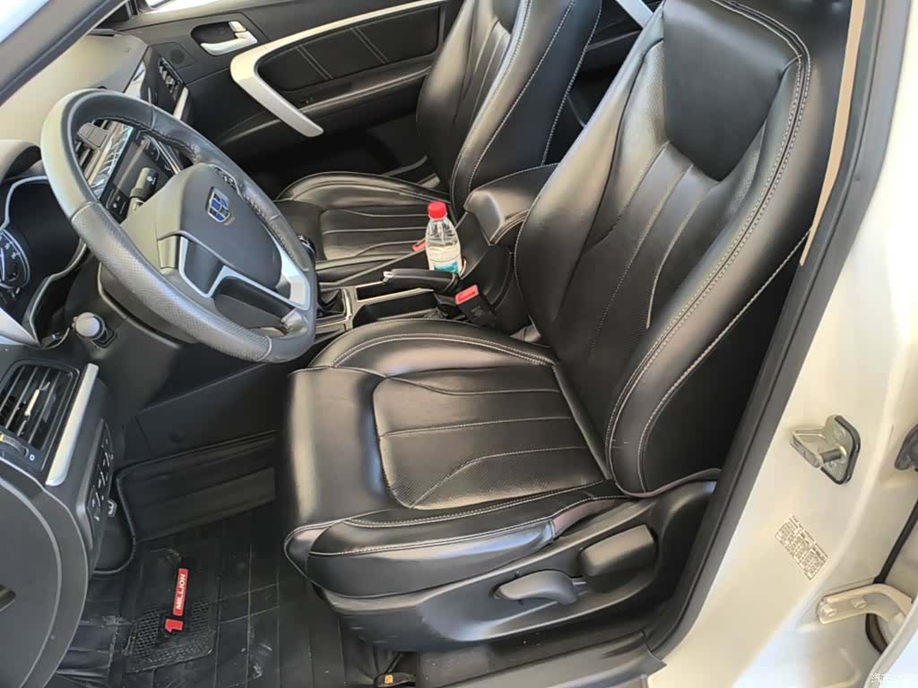 Geely Emgrand, 2016 15