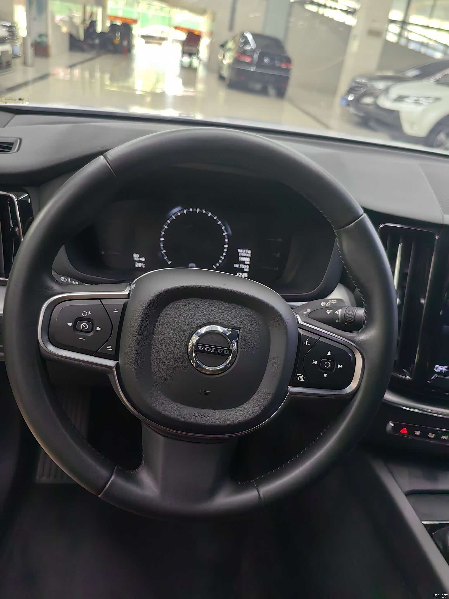 Volvo XC60, 2020 8