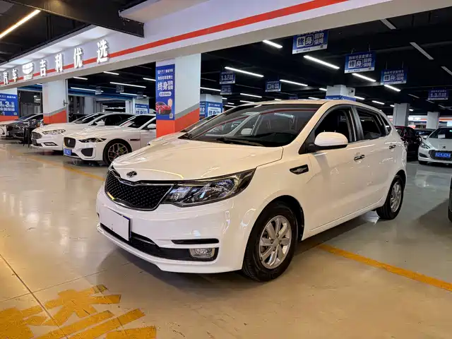 Kia K2 2015 — купить из Китая под заказ