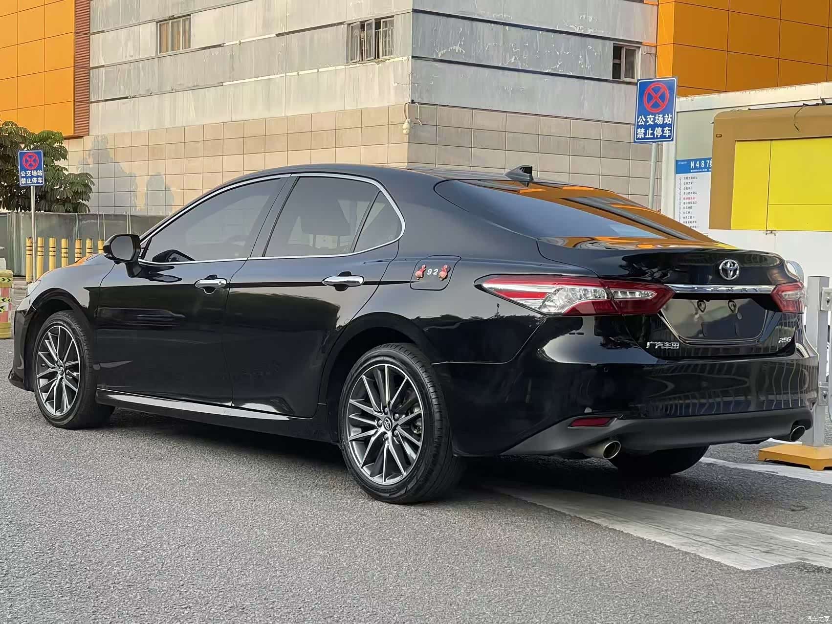 Toyota Camry, 2023 11