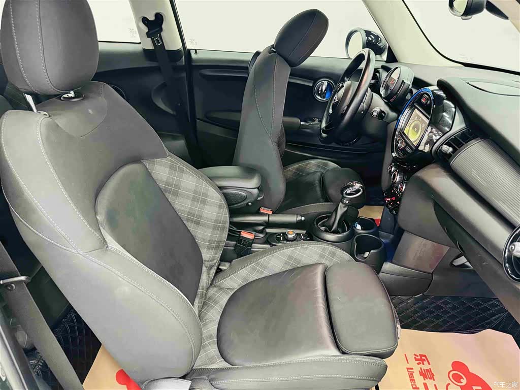 Mini Cooper, 2018 33