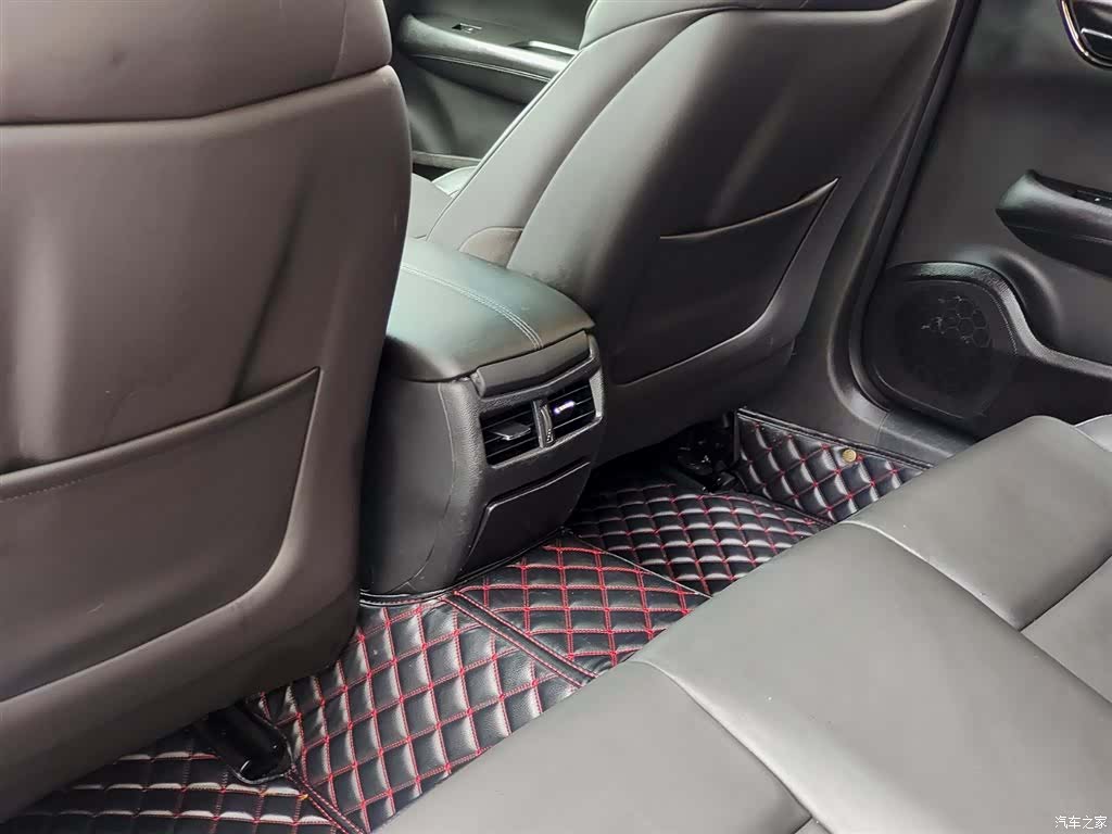 Cadillac ATS-L, 2018 9