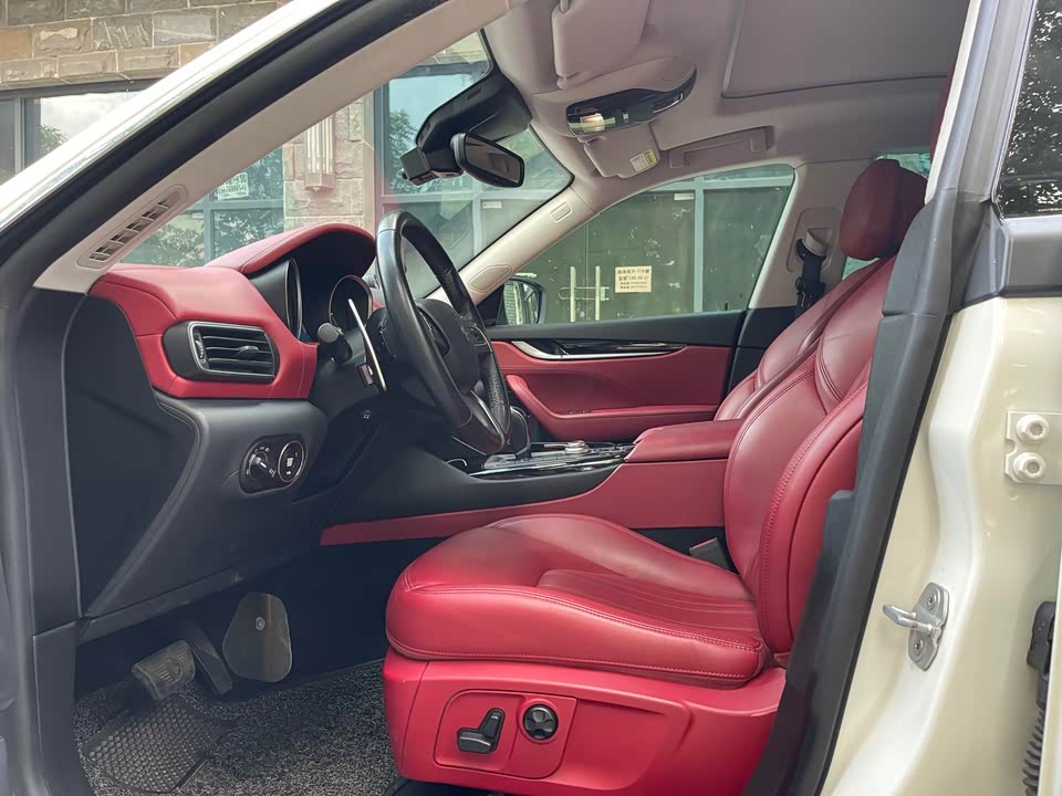 Maserati Levante Maserati Levante