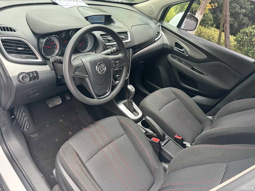 Buick Encore, 2015 8