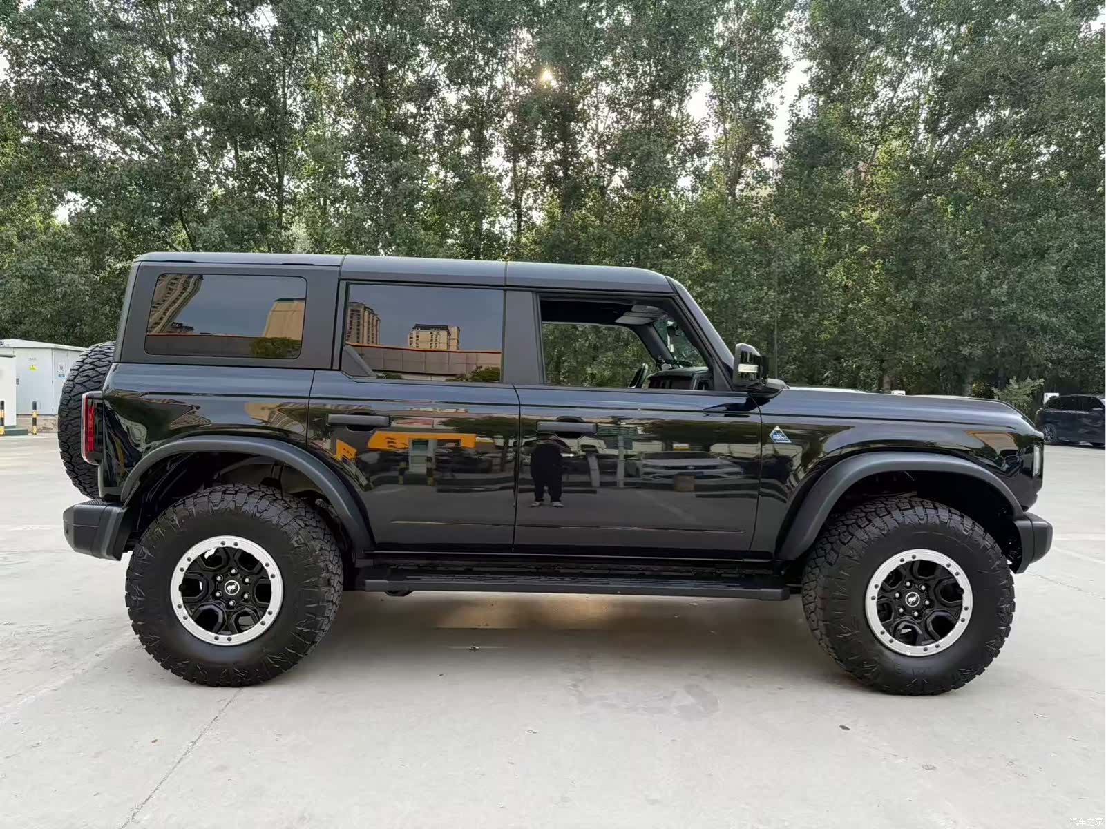Ford Bronco, 2025 4