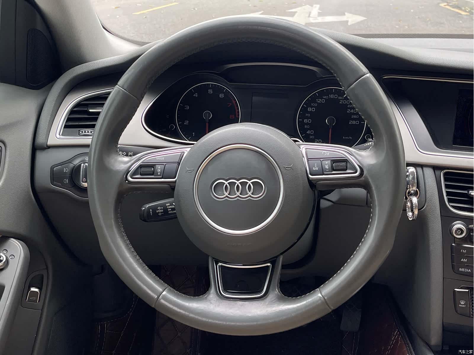 Audi A4L, 2012 8