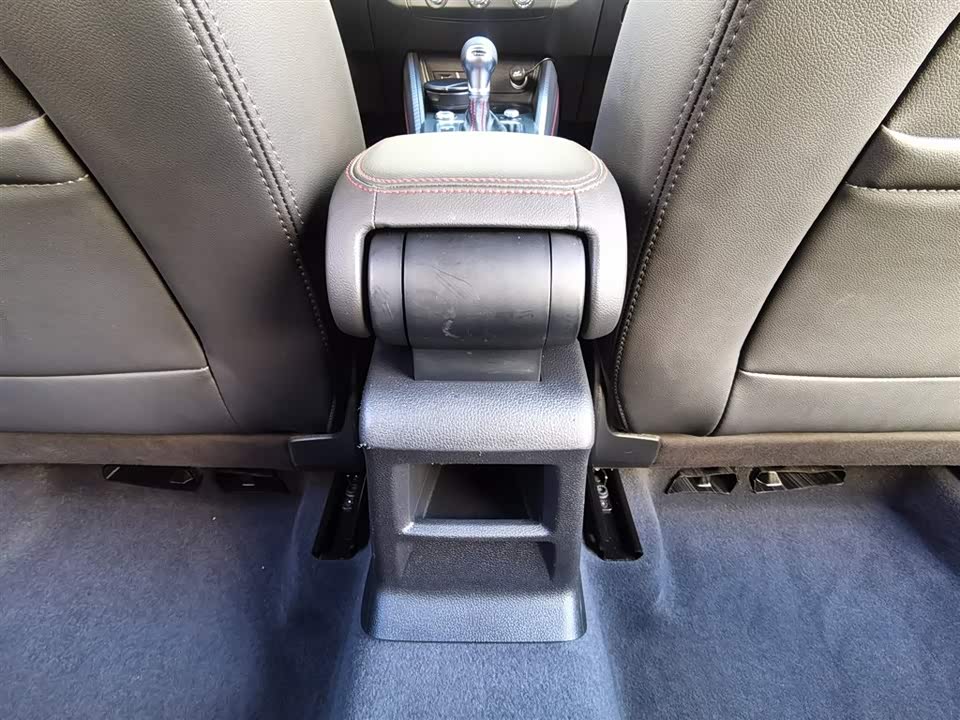 Audi Q2L Audi Q2L