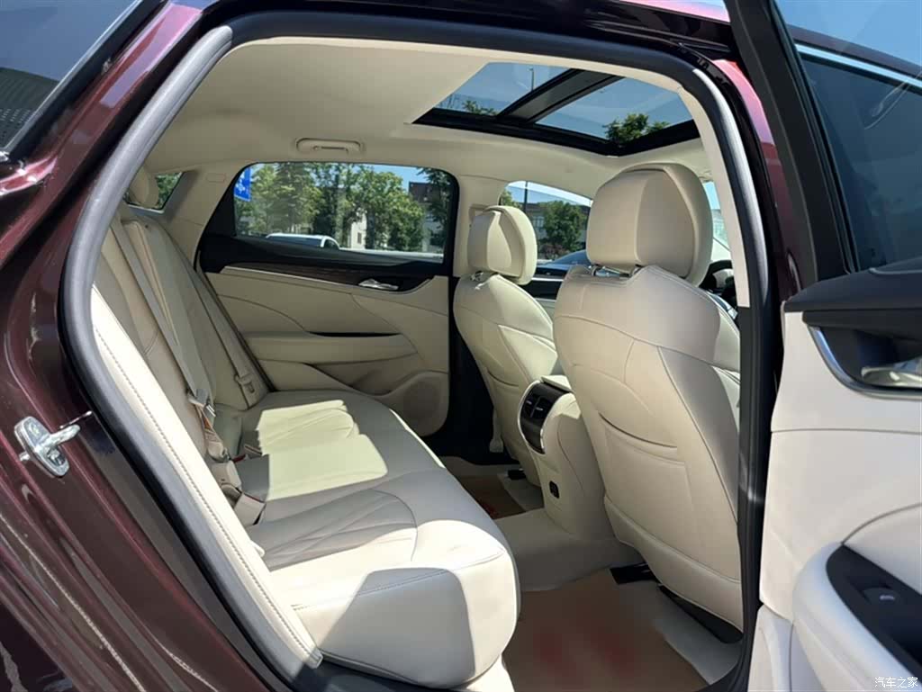 Buick LaCrosse, 2022 20