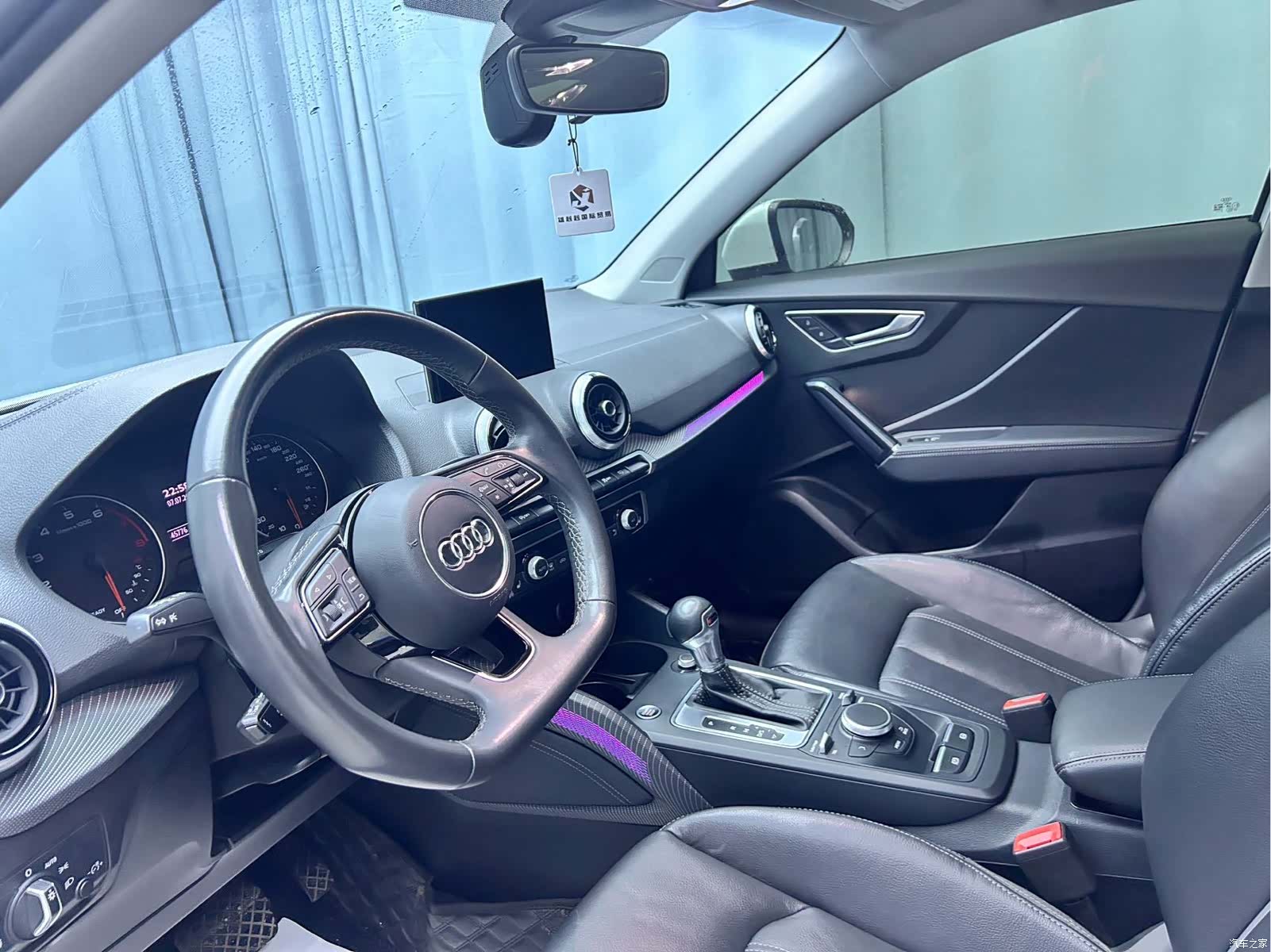 Audi Q2L, 2022 13
