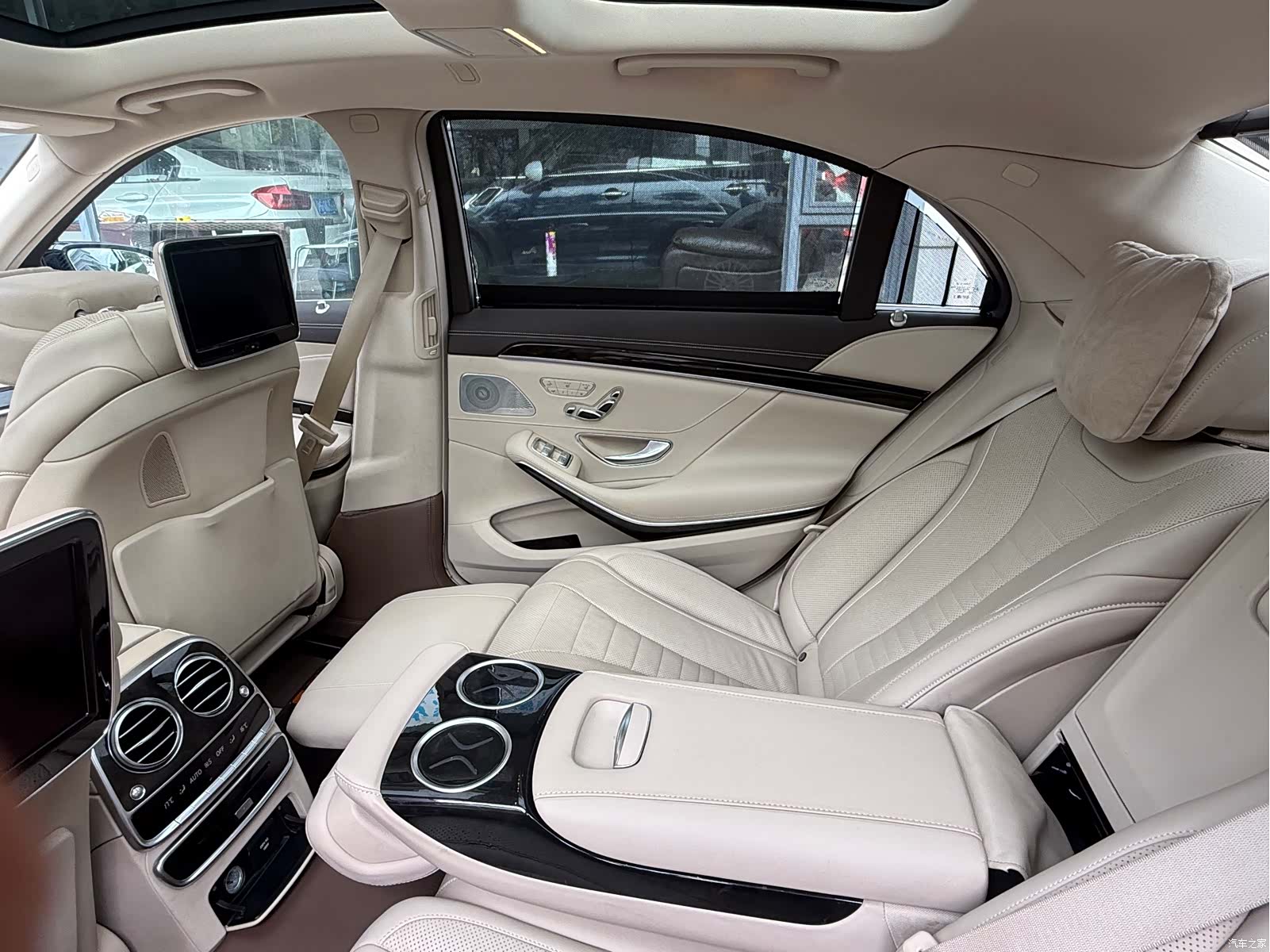 Mercedes-Benz S-Class, 2014 21