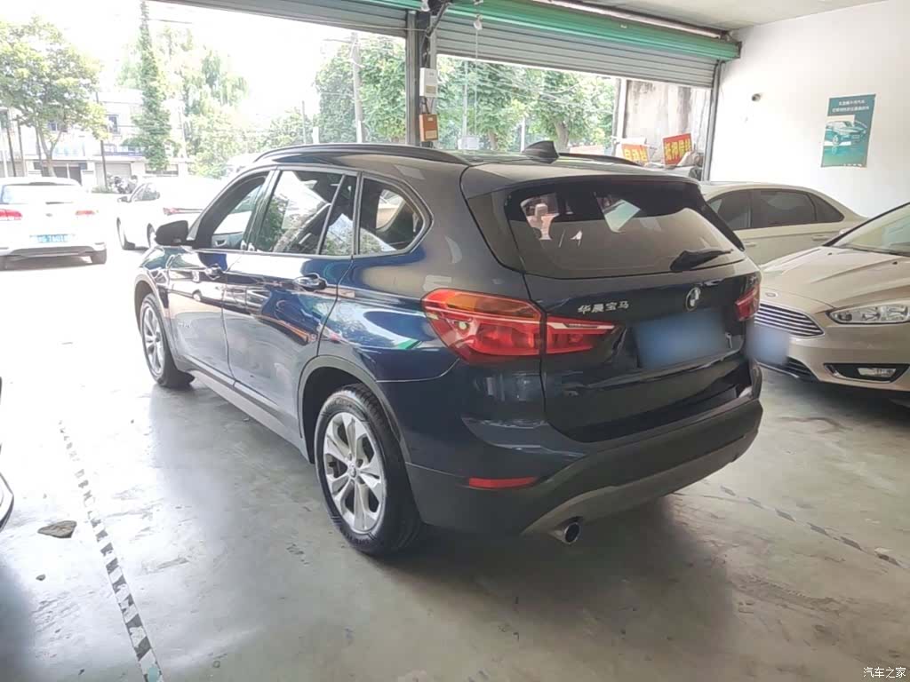 BMW X1, 2017 все фото